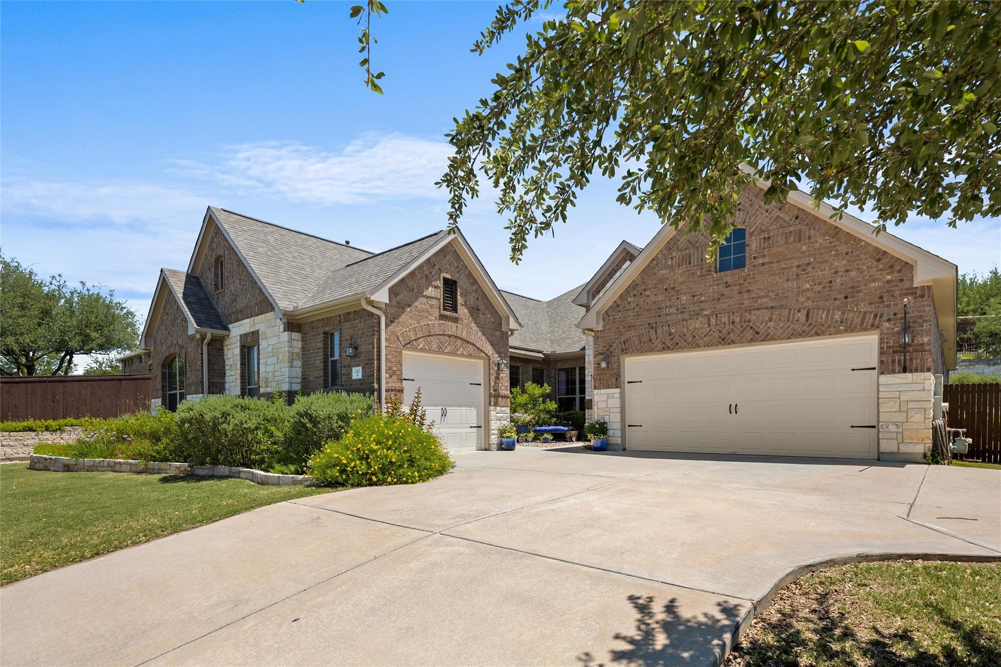 140 Stoney Point Rd, Austin, TX 78737