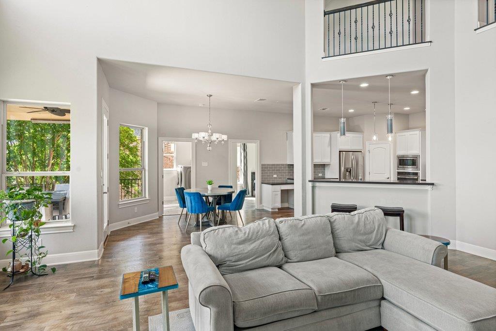 5313 Lipan Apache Bnd, Austin, TX 78738