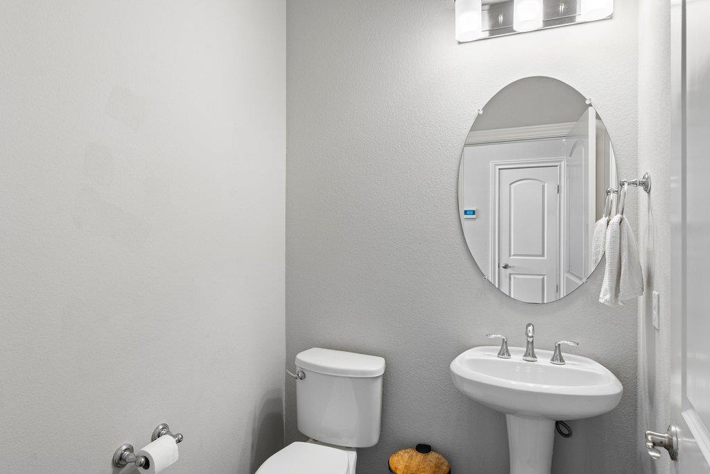 5313 Lipan Apache Bnd, Austin, TX 78738