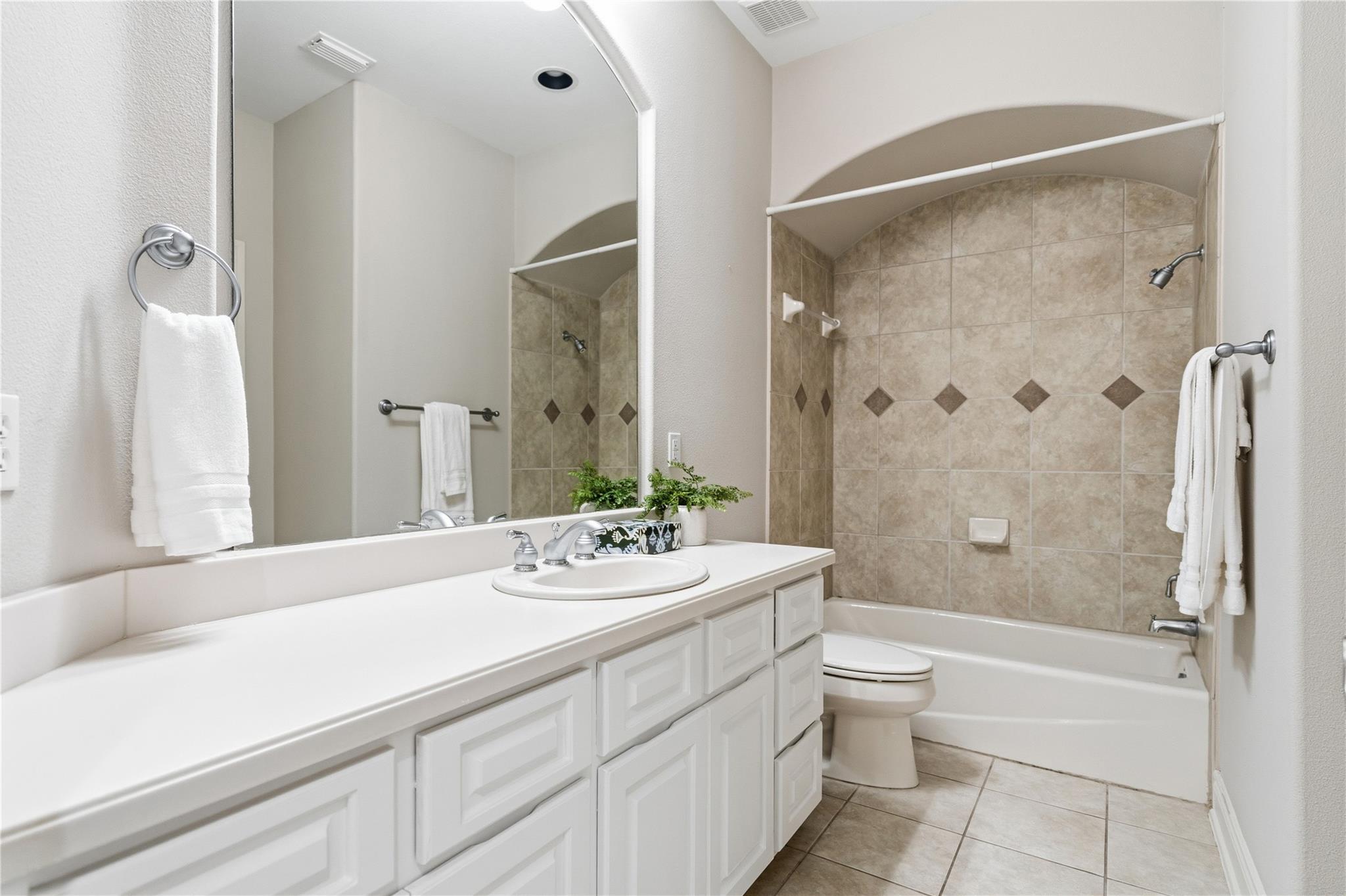 4331 Canoas Dr, Austin, TX 78730