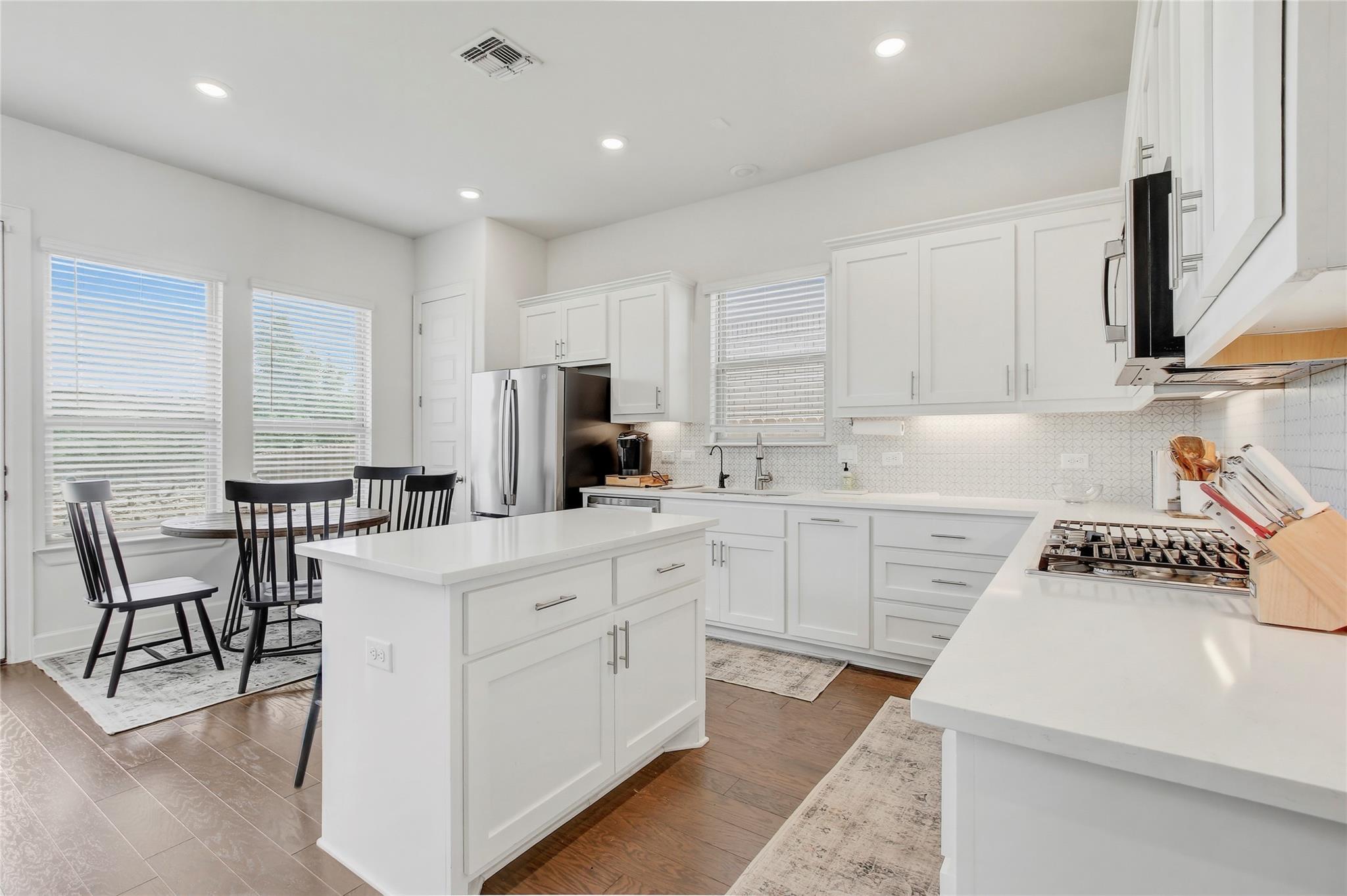 2714 Sebring Cir, Austin, TX 78747