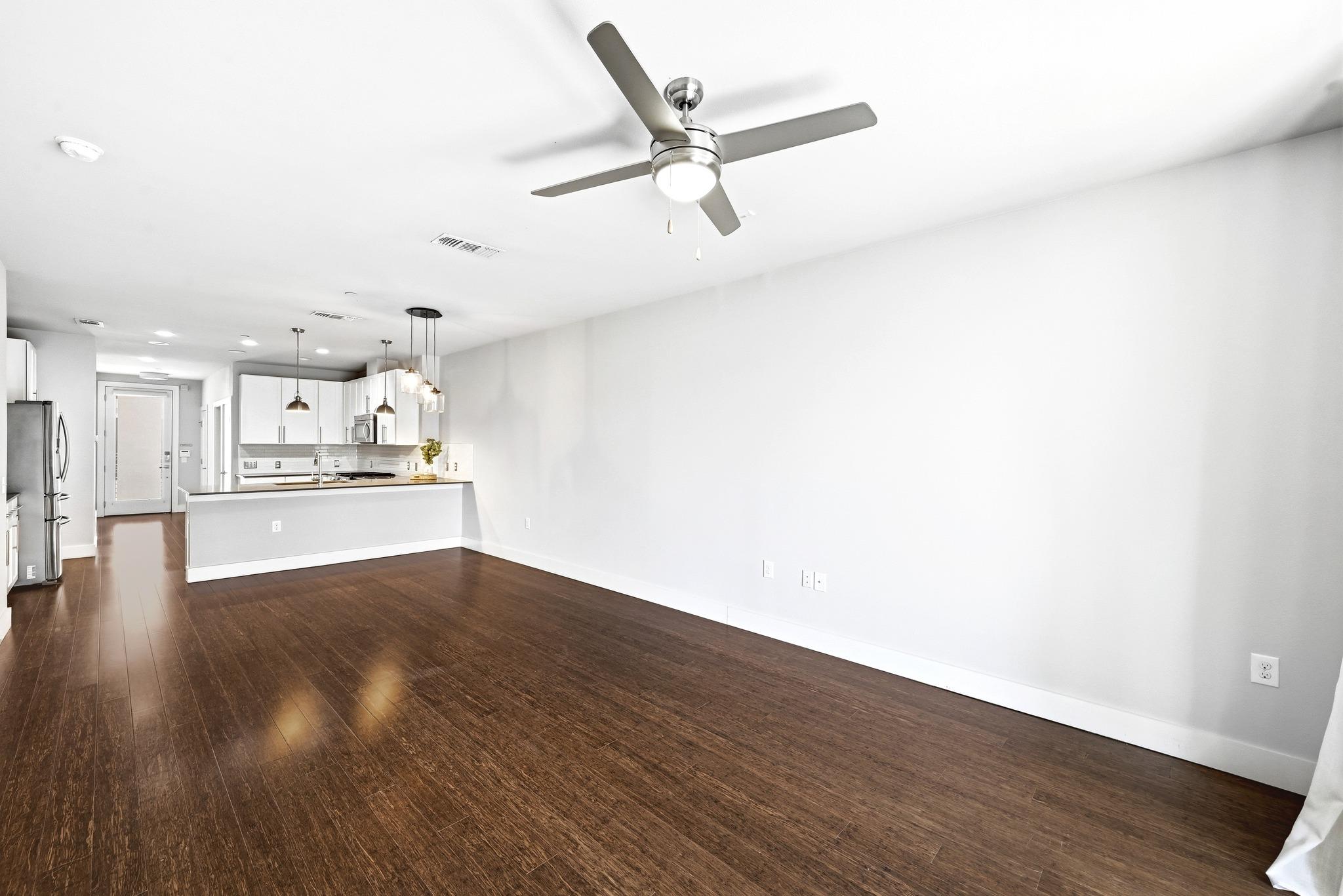 2801 Dulce Ln # 722, Austin, TX 78704