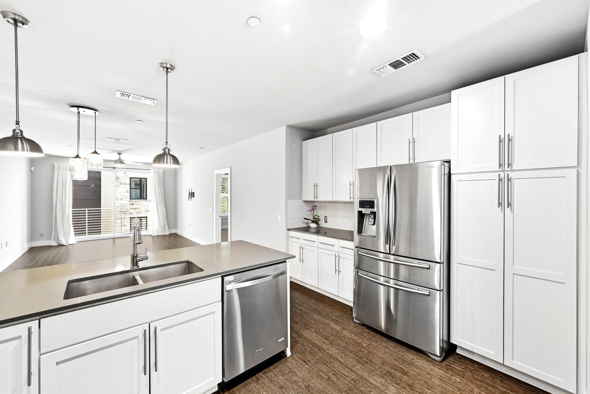 2801 Dulce Ln # 722, Austin, TX 78704