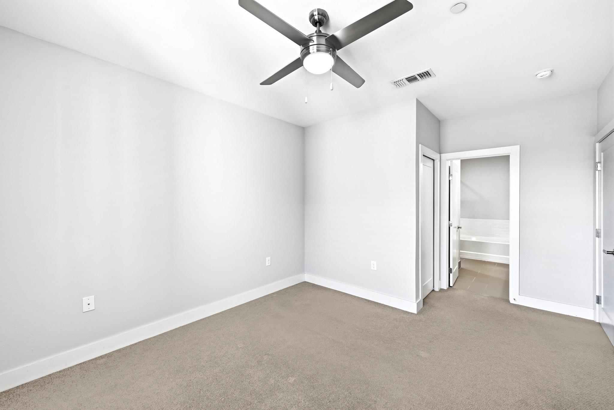 2801 Dulce Ln # 722, Austin, TX 78704