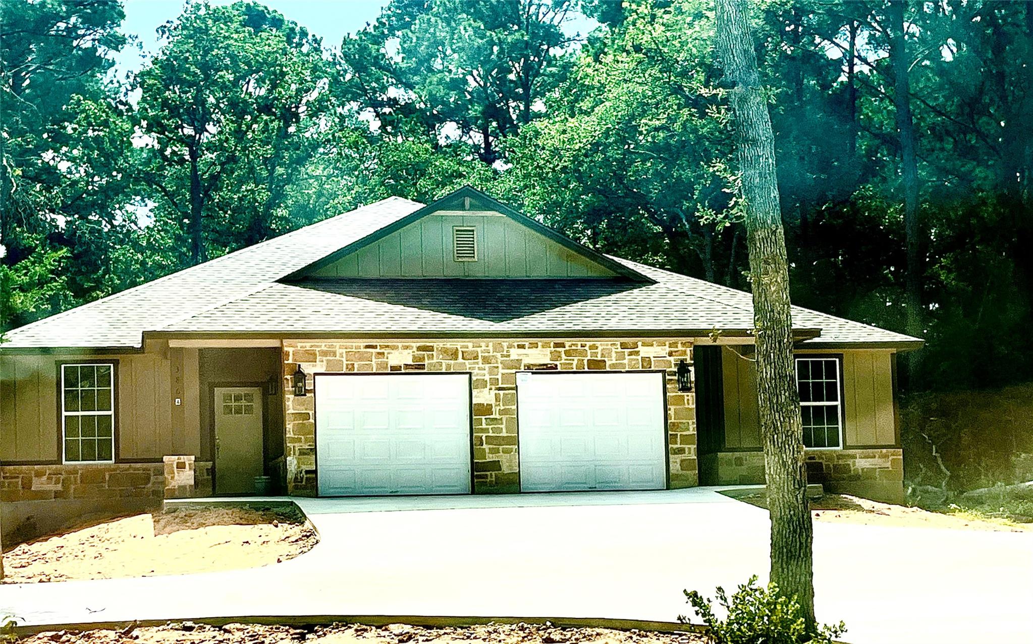 386 B Tahitian Dr, Bastrop, TX 78602