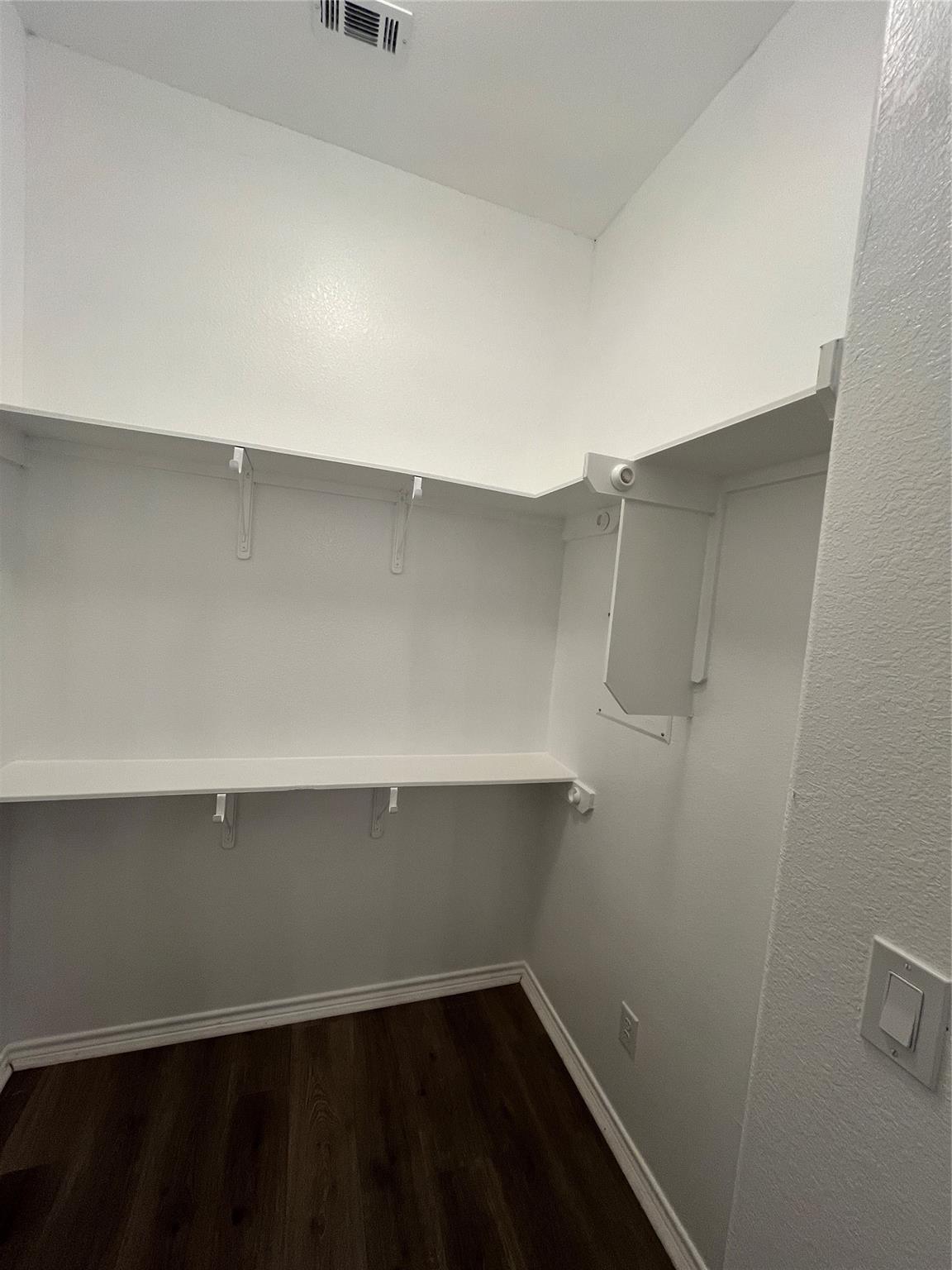 386 B Tahitian Dr, Bastrop, TX 78602