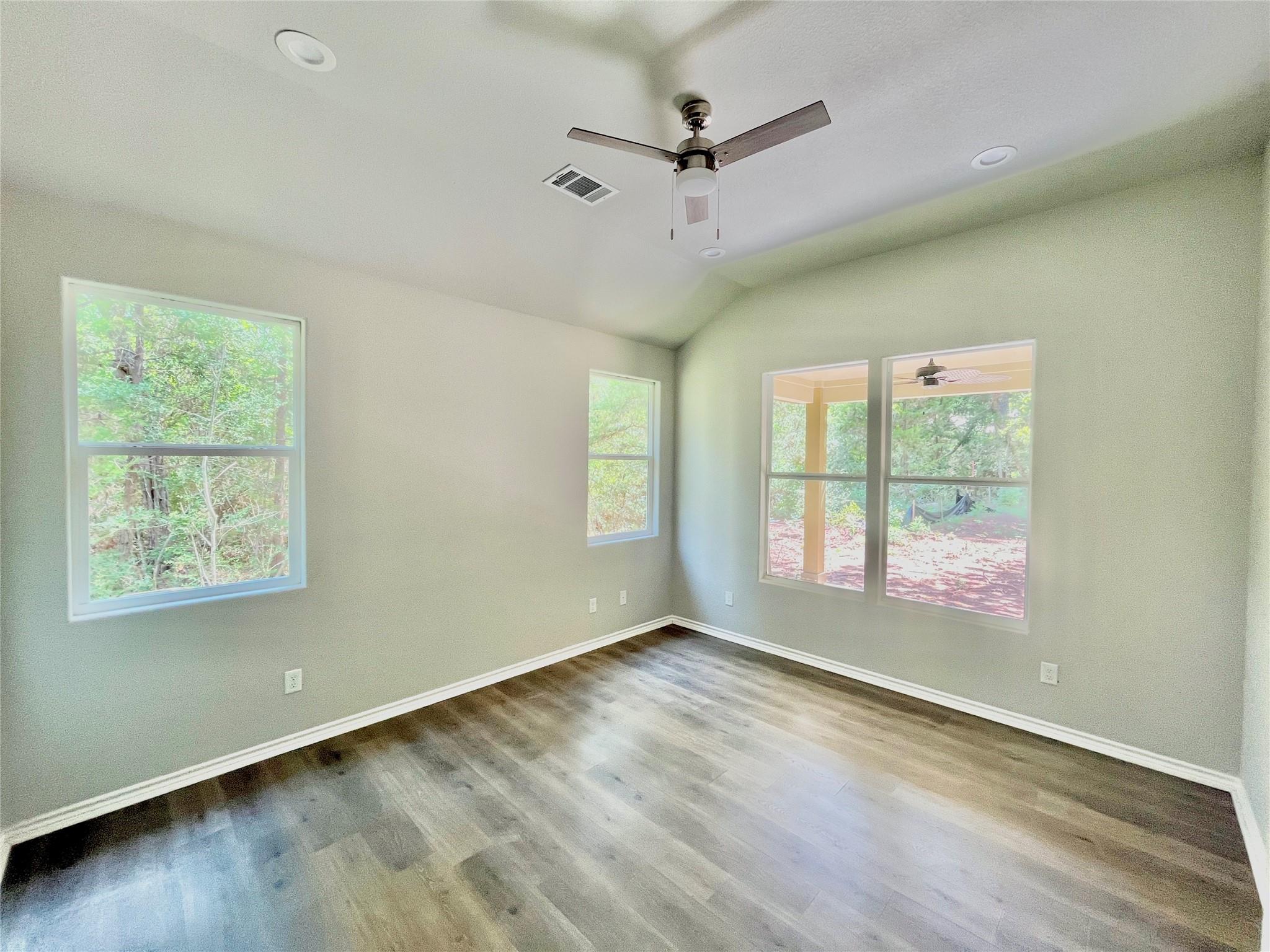 386 B Tahitian Dr, Bastrop, TX 78602