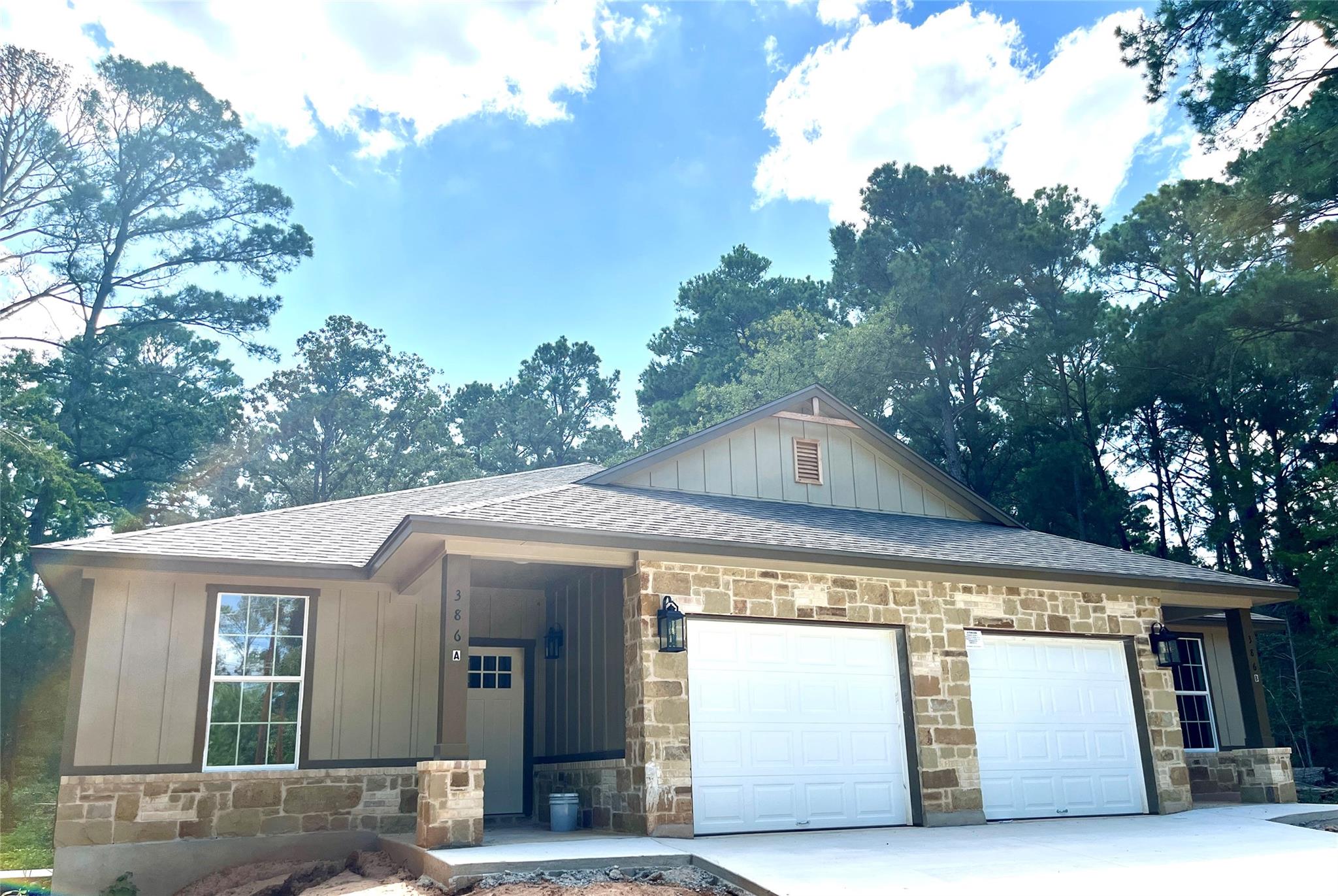386 B Tahitian Dr, Bastrop, TX 78602