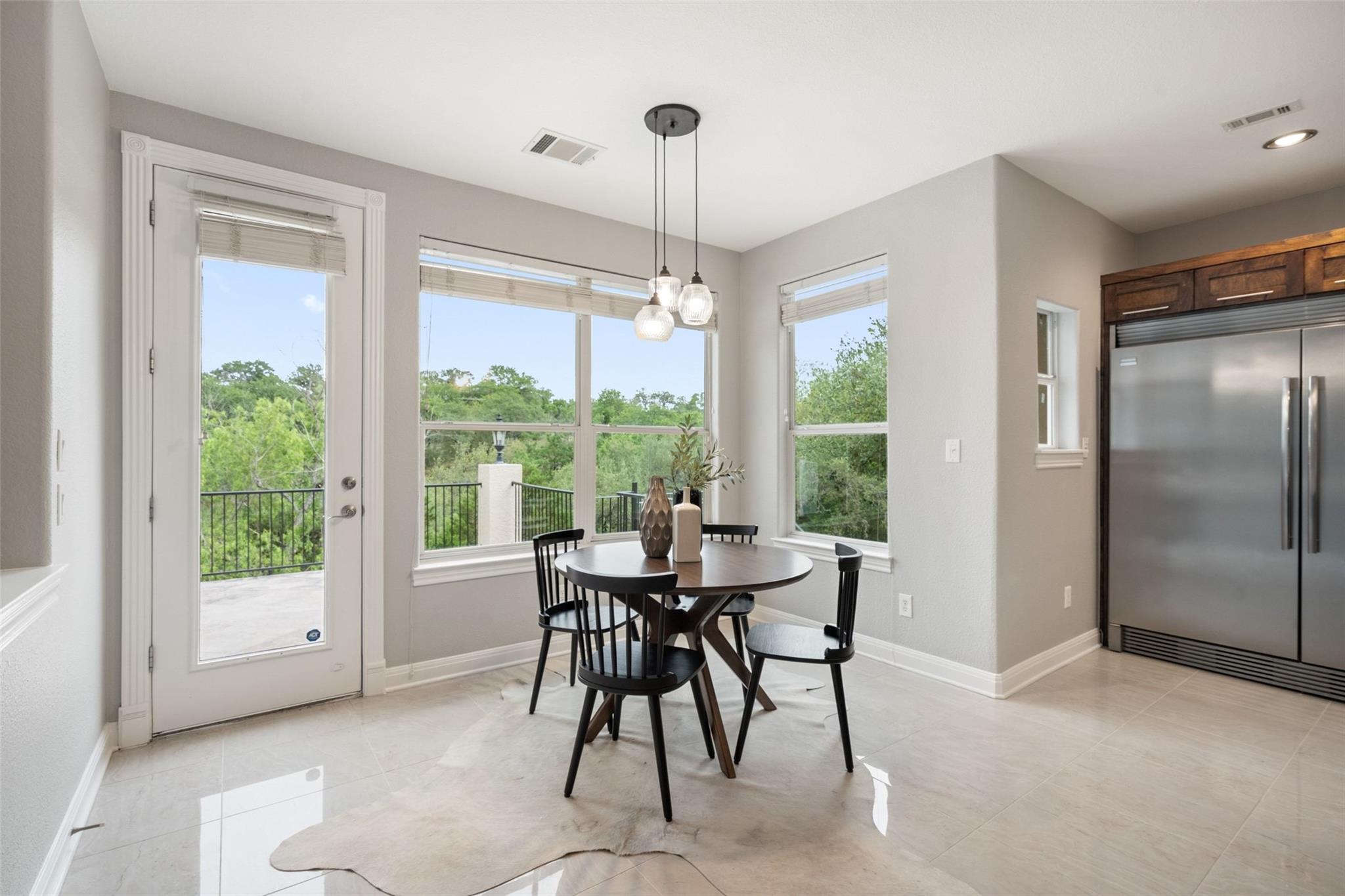2901 Demona Dr, Austin, TX 78733