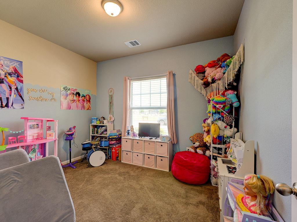 108 Timber Brook Dr, Hutto, TX 78634