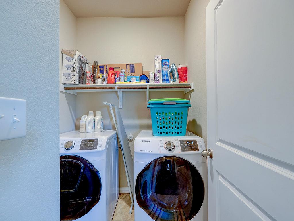 108 Timber Brook Dr, Hutto, TX 78634