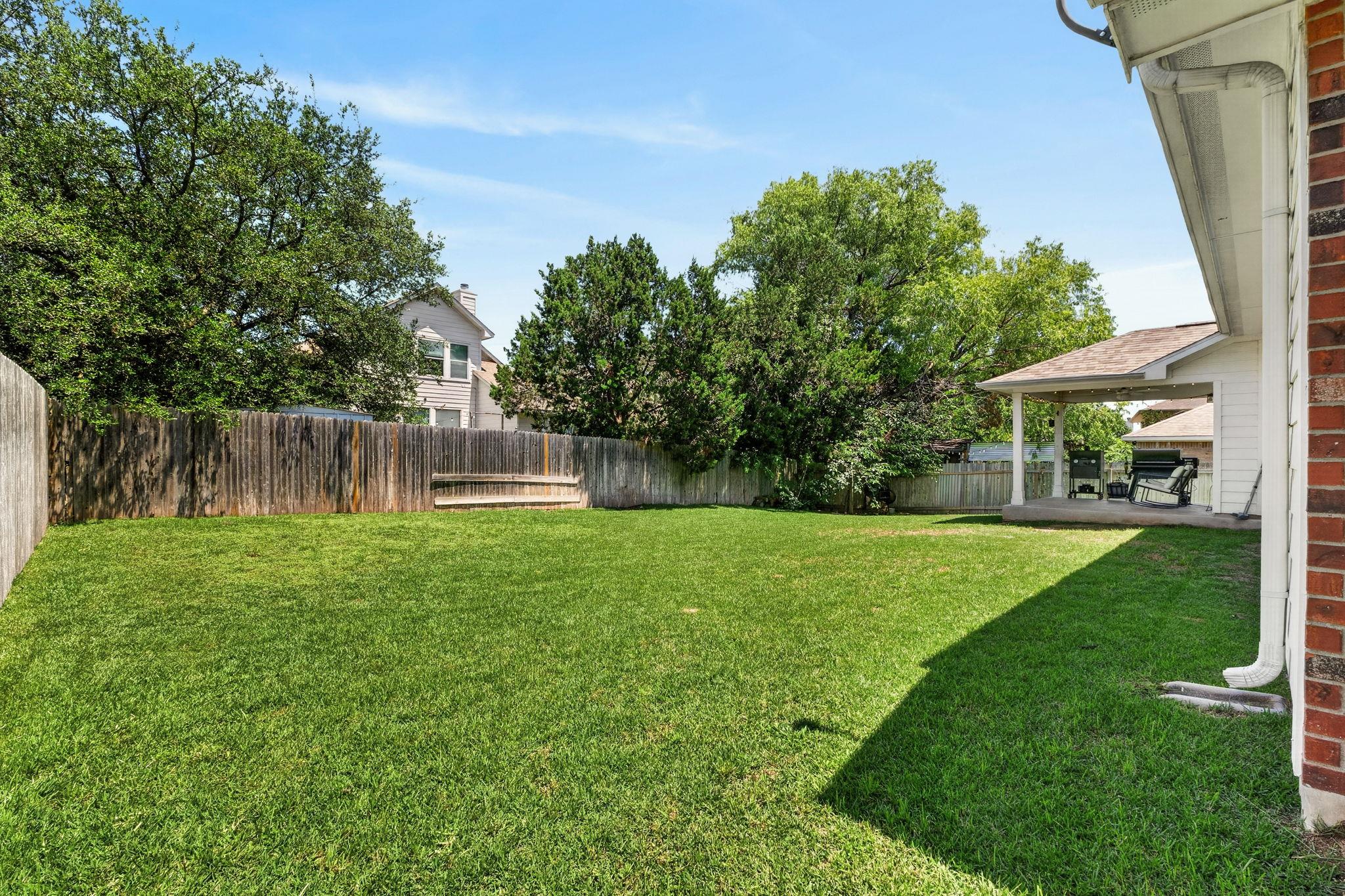 2504 Branding Iron Ln, Leander, TX 78641