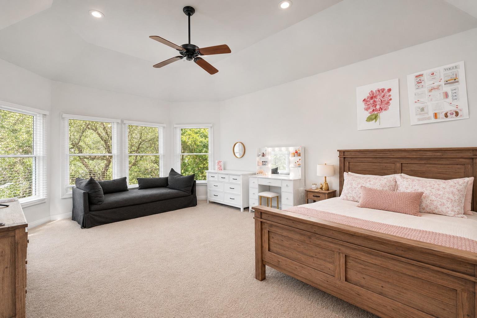 8616 Mendocino Dr, Austin, TX 78735