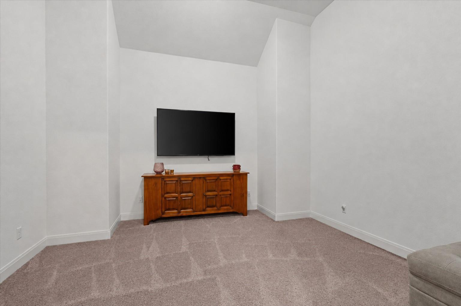 101 Permian Ln, Liberty Hill, TX 78642