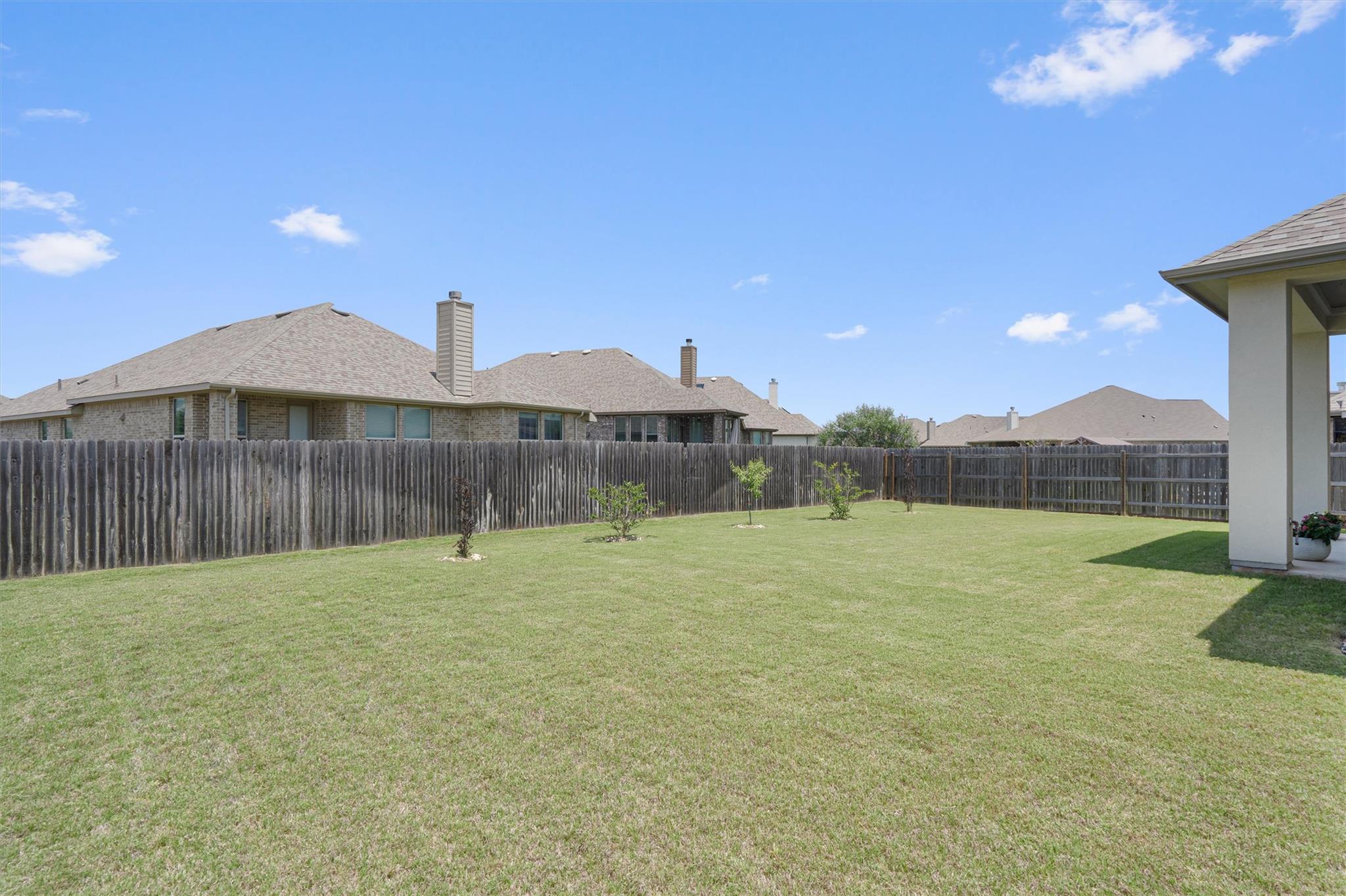 101 Permian Ln, Liberty Hill, TX 78642