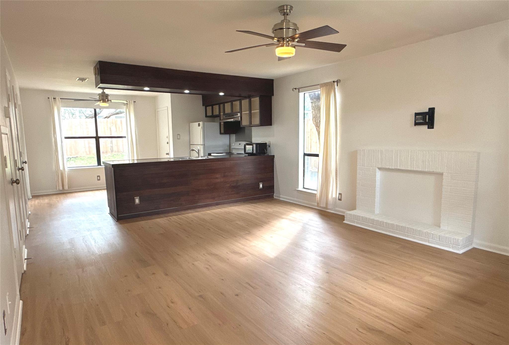 1603 Waterloo Trl # B, Austin, TX 78704