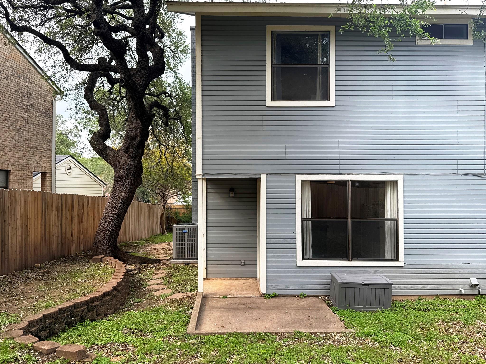 1603 Waterloo Trl # B, Austin, TX 78704