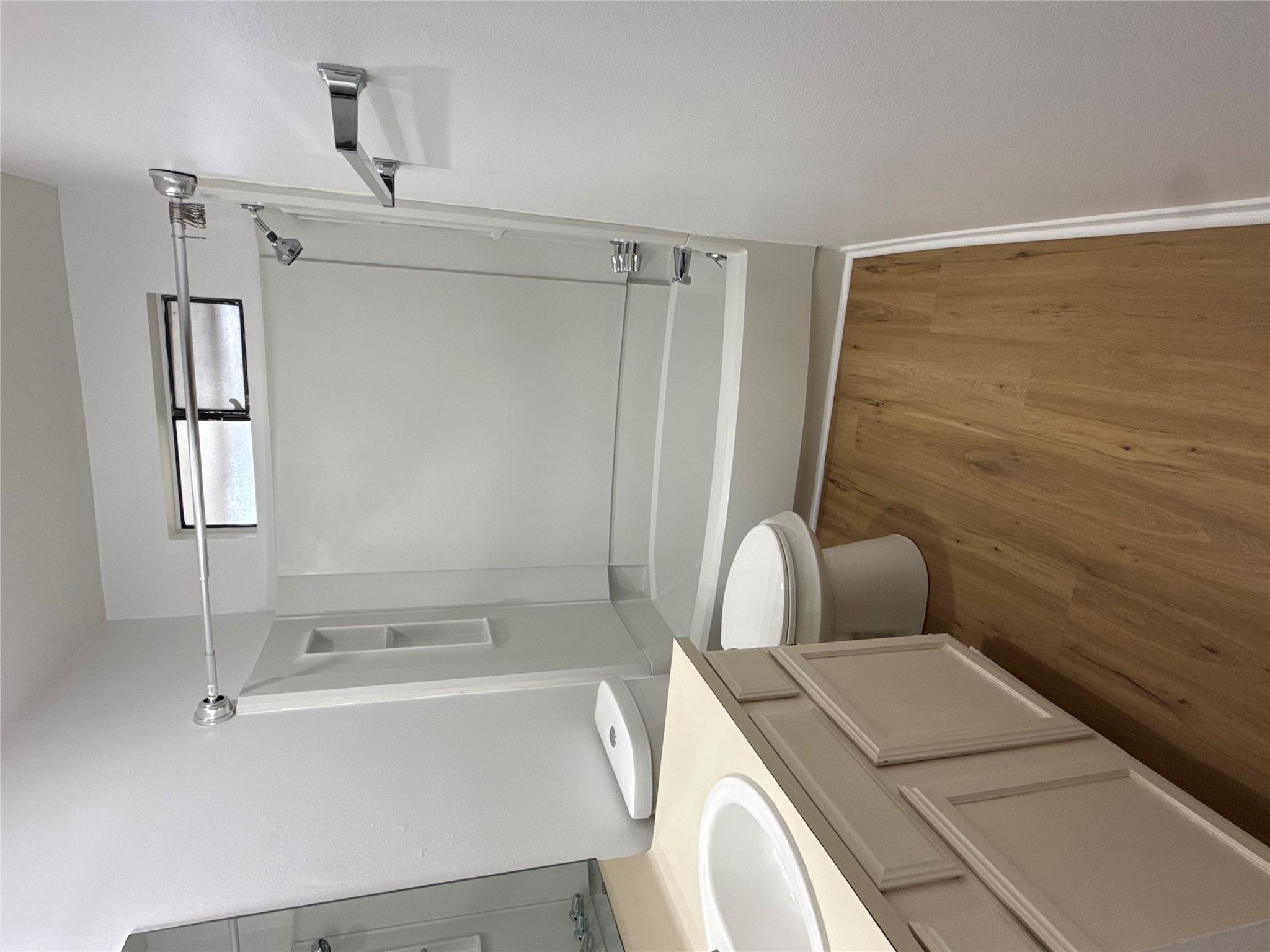 1603 Waterloo Trl # B, Austin, TX 78704