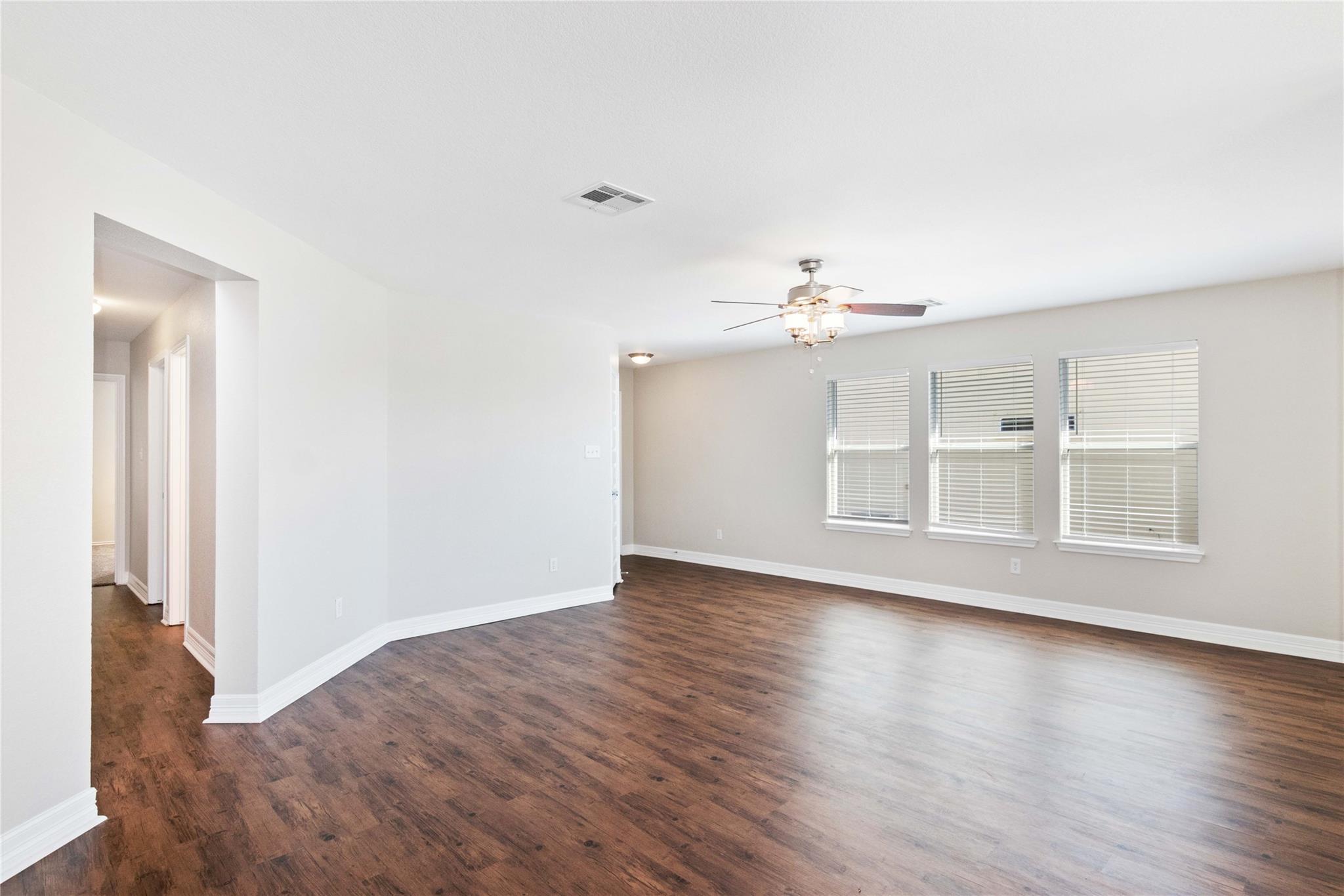 219 Almquist St, Hutto, TX 78634