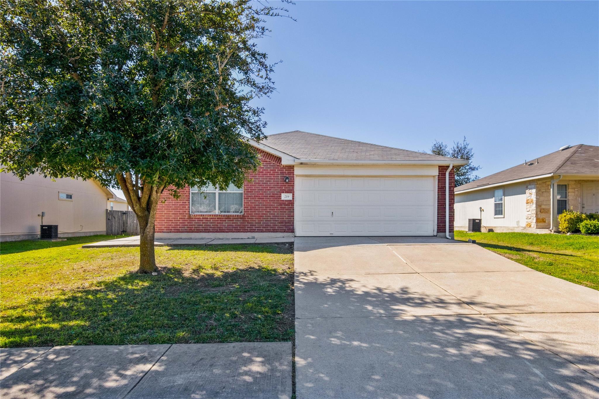 219 Almquist St, Hutto, TX 78634