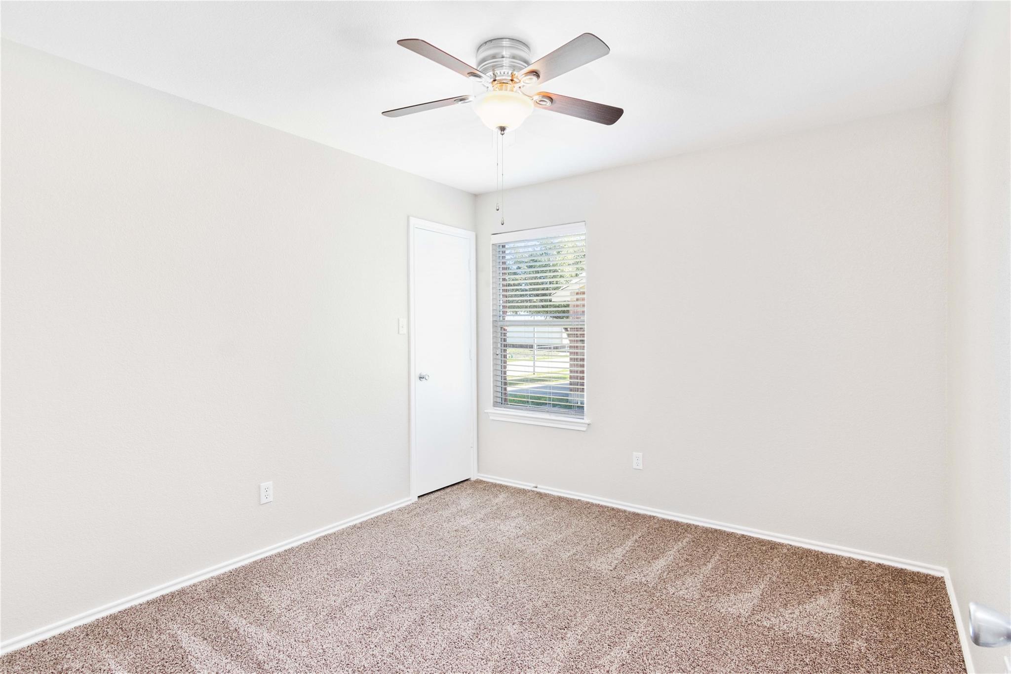 219 Almquist St, Hutto, TX 78634