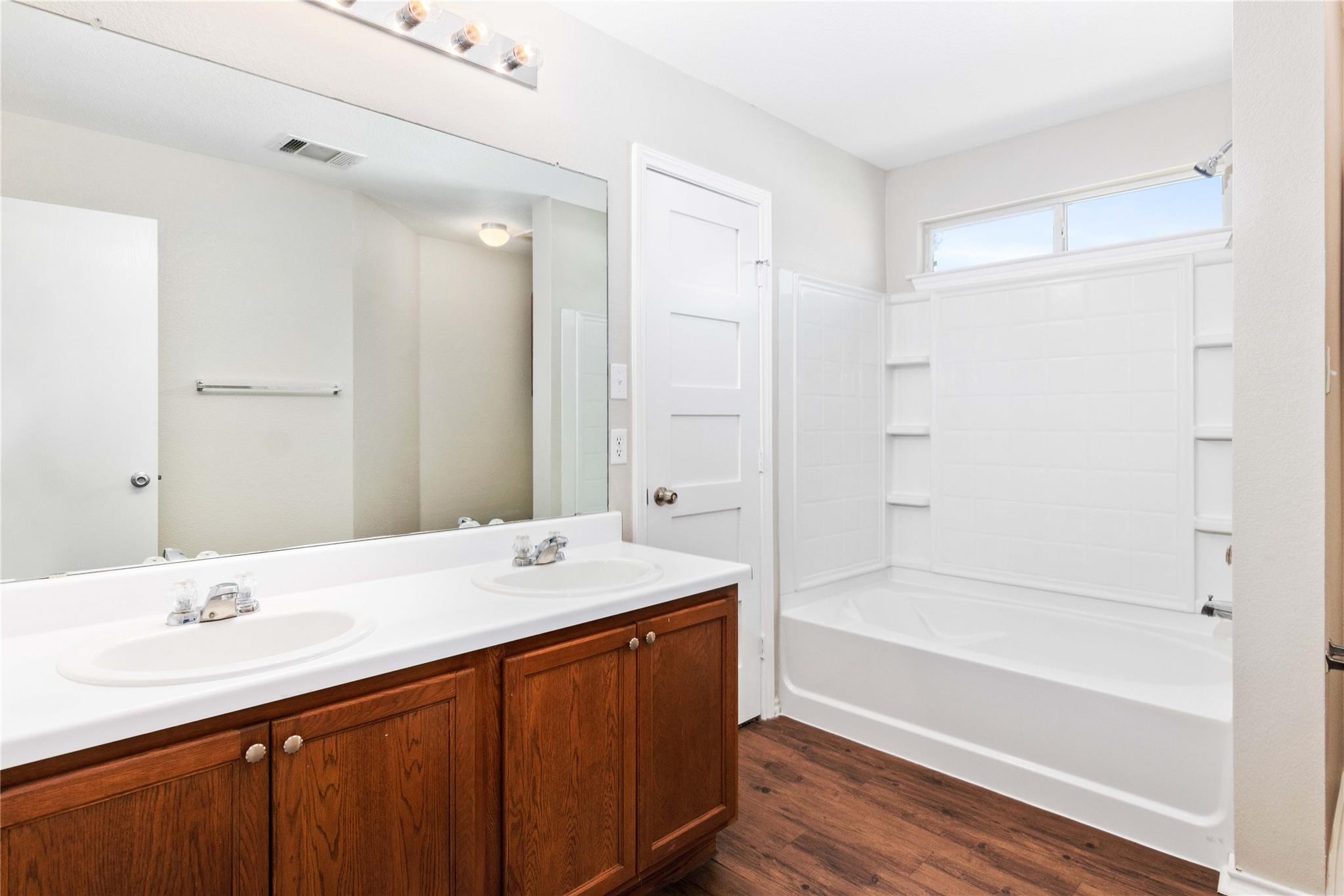 219 Almquist St, Hutto, TX 78634