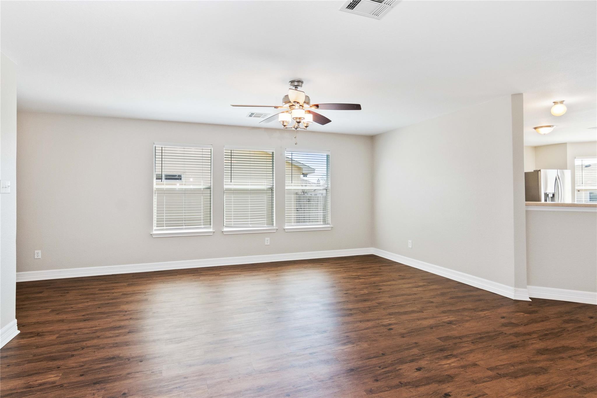 219 Almquist St, Hutto, TX 78634