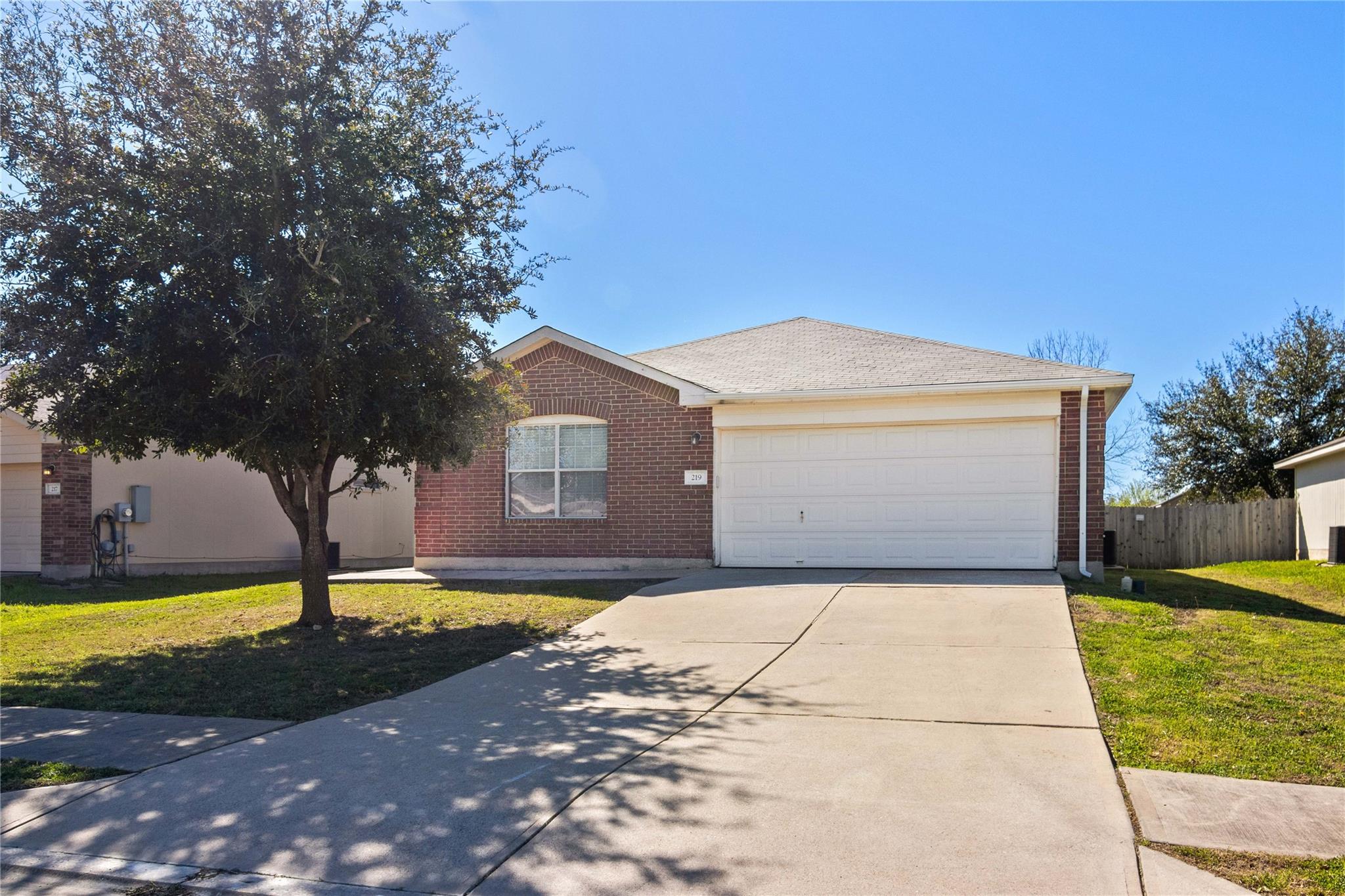 219 Almquist St, Hutto, TX 78634