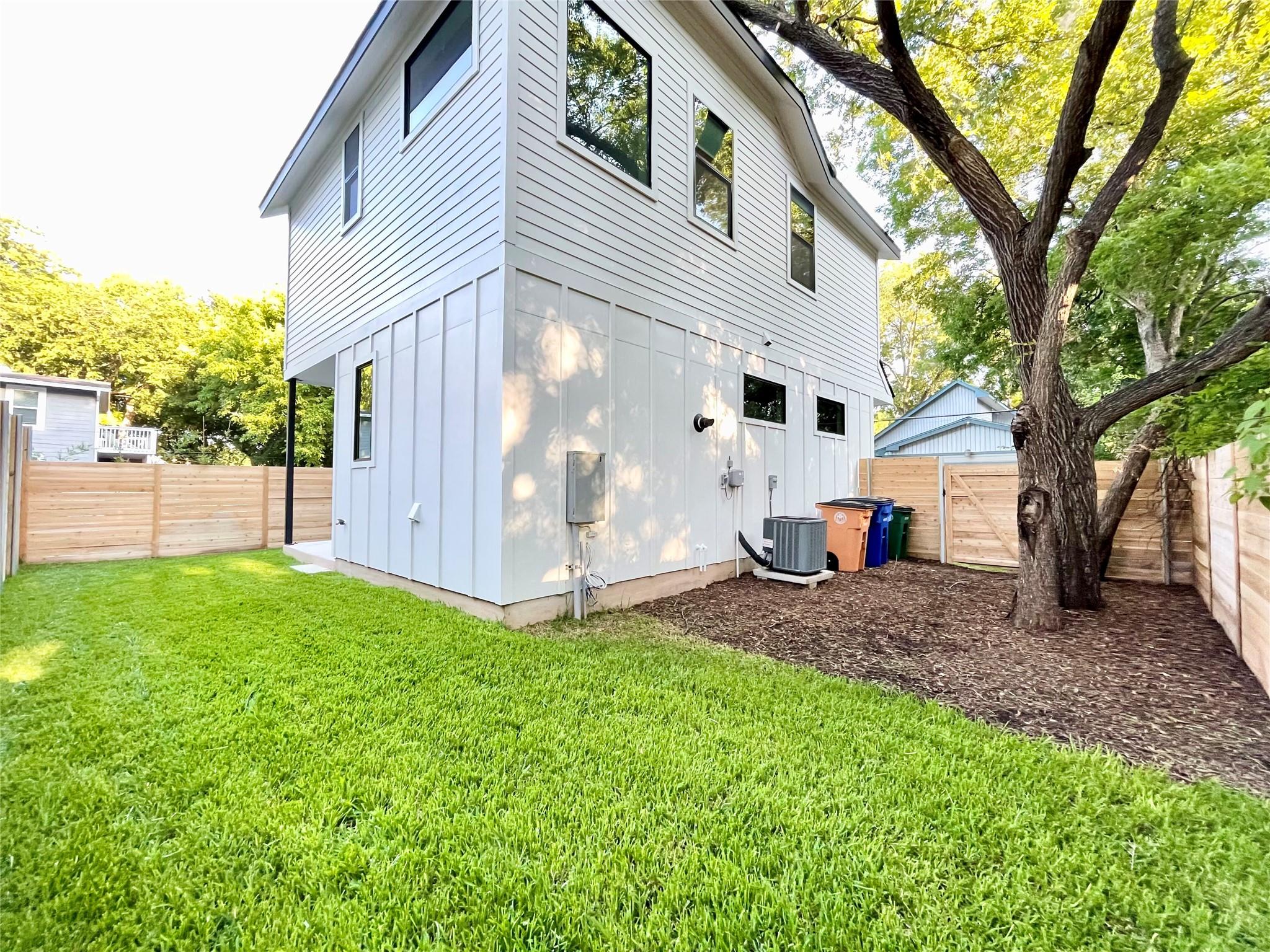 2009 Canterbury St # 2, Austin, TX 78702