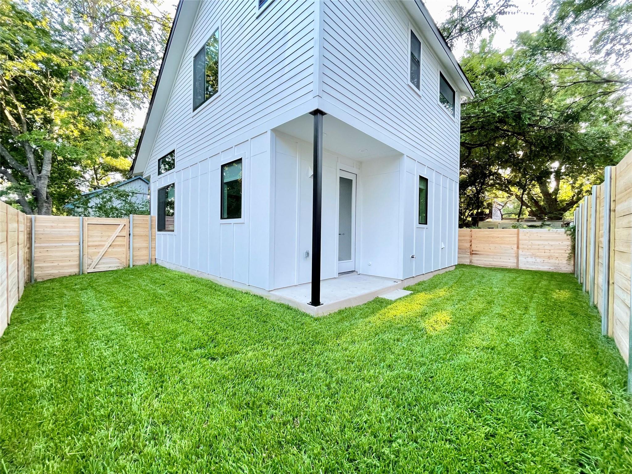 2009 Canterbury St # 2, Austin, TX 78702