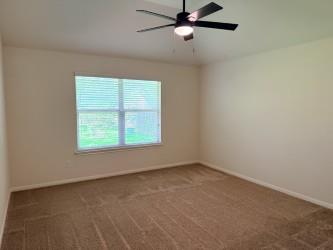 107 Gainer Dr, Hutto, TX 78634