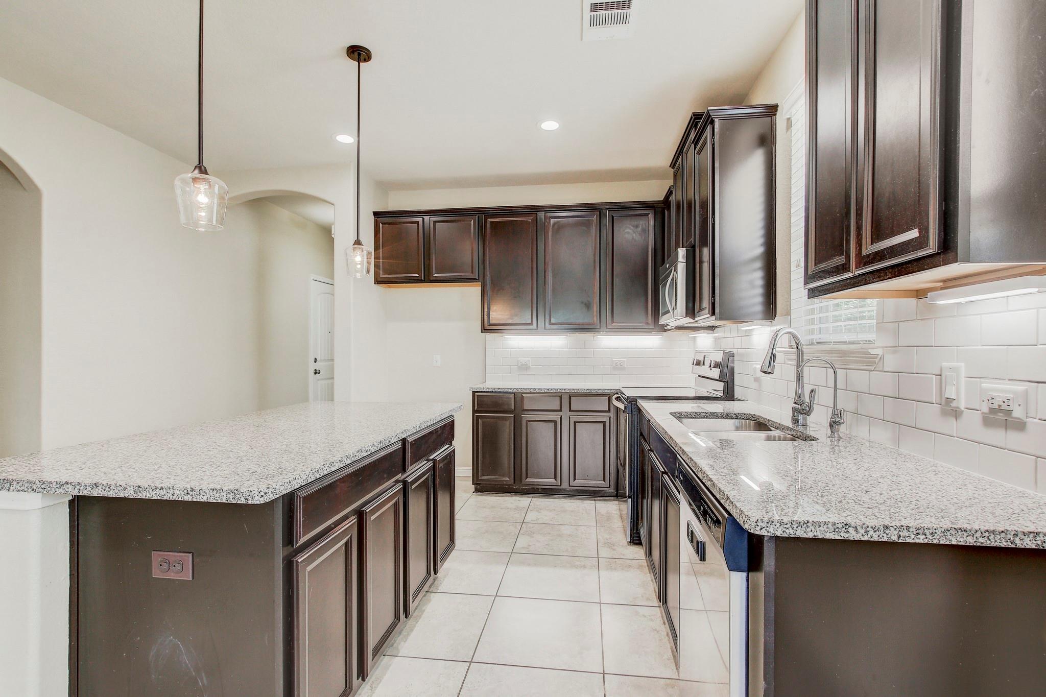 356 Quarry Ln, Liberty Hill, TX 78642