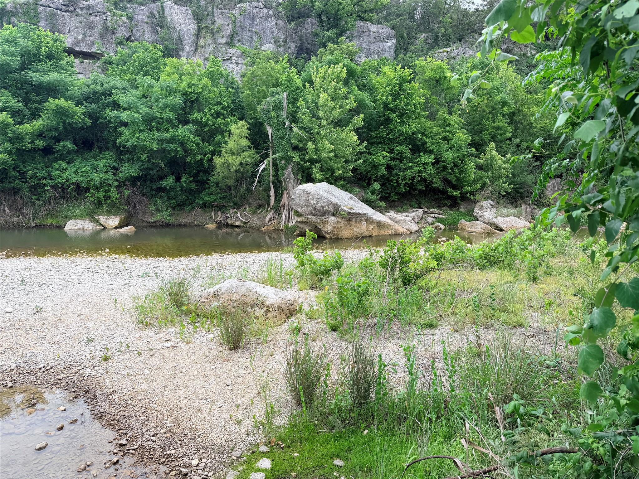 1401 Valley View Rd, Wimberley, TX 78676