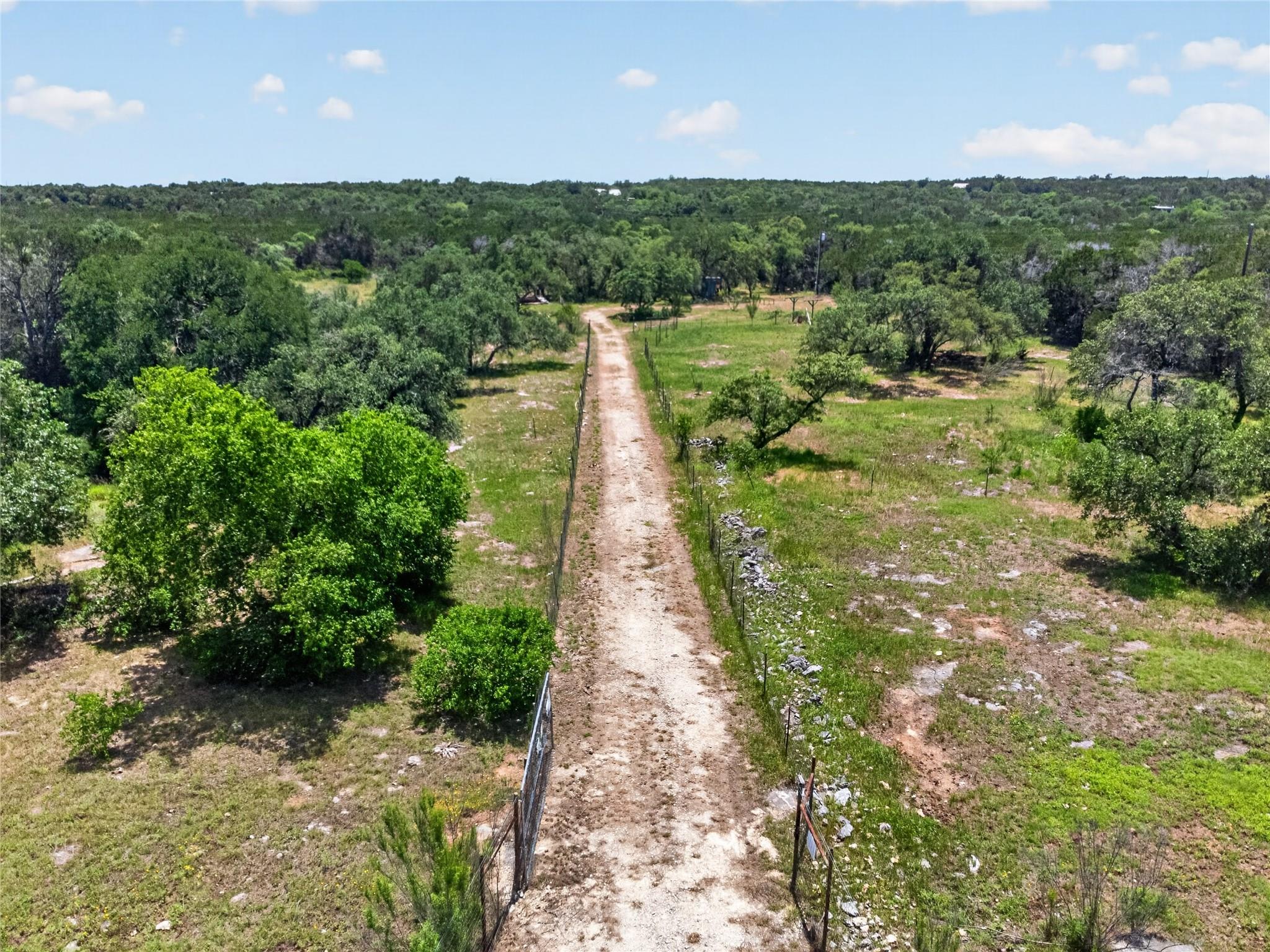 1401 Valley View Rd, Wimberley, TX 78676