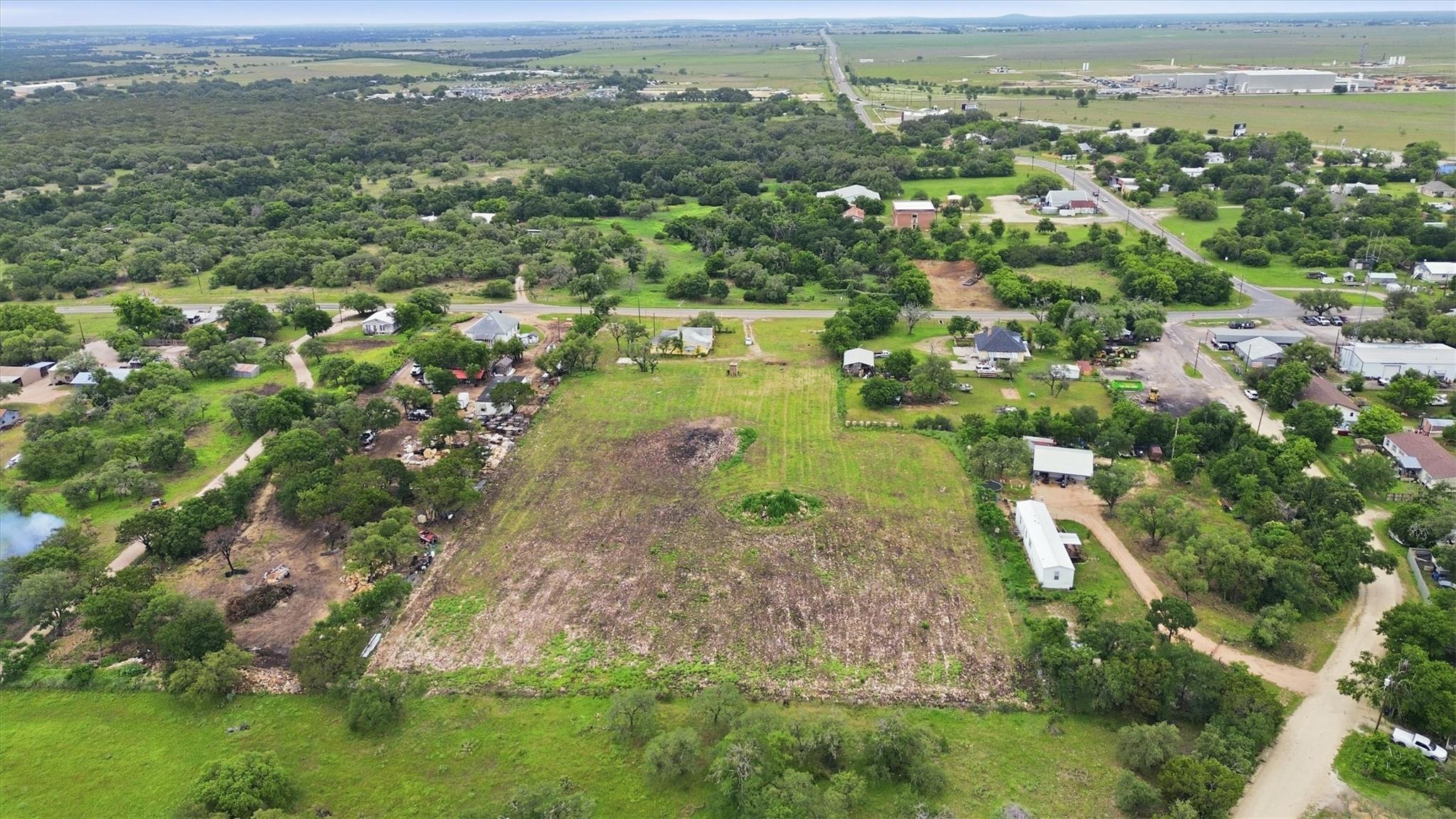 704 Fm 2657, Briggs, TX 78608