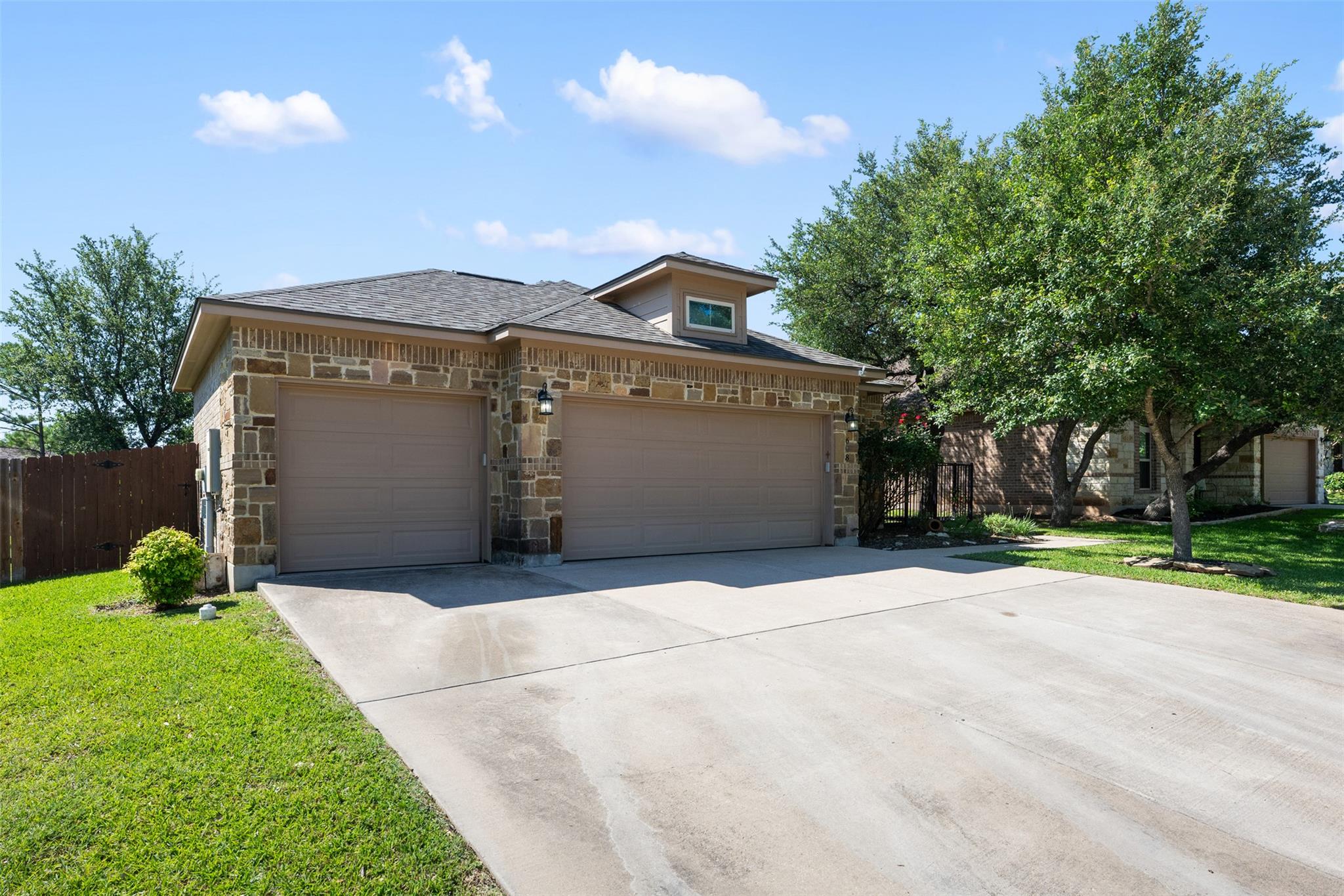 608 Algerita Dr, Georgetown, TX 78628