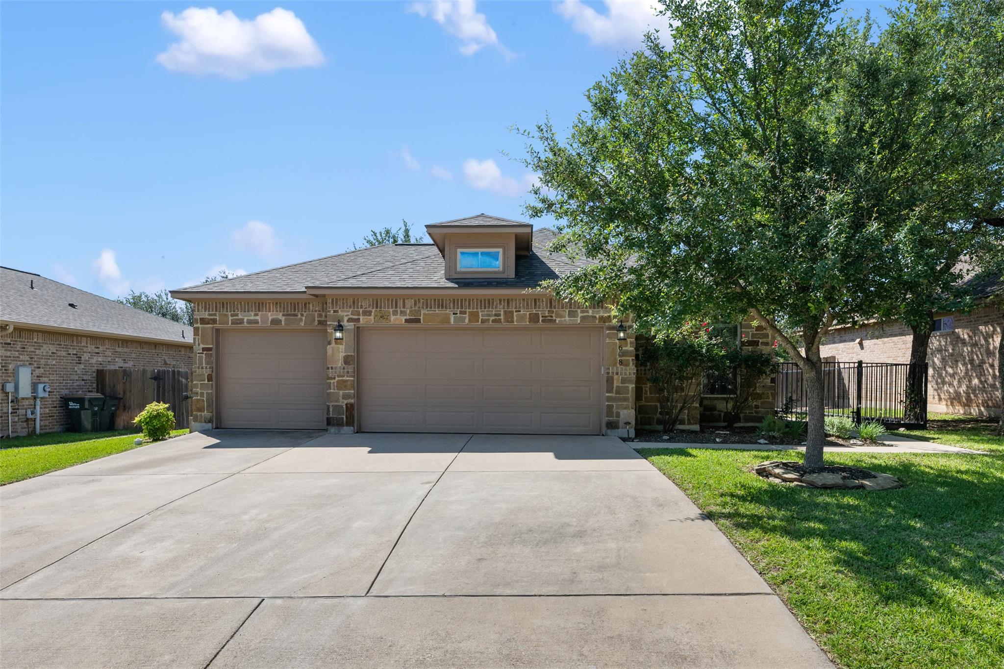 608 Algerita Dr, Georgetown, TX 78628