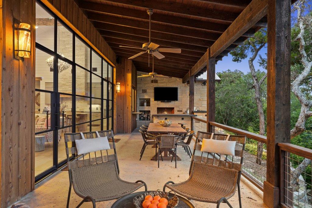 510 Blanco River Ranch Rd, San Marcos, TX 78666