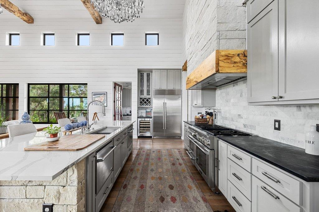 510 Blanco River Ranch Rd, San Marcos, TX 78666