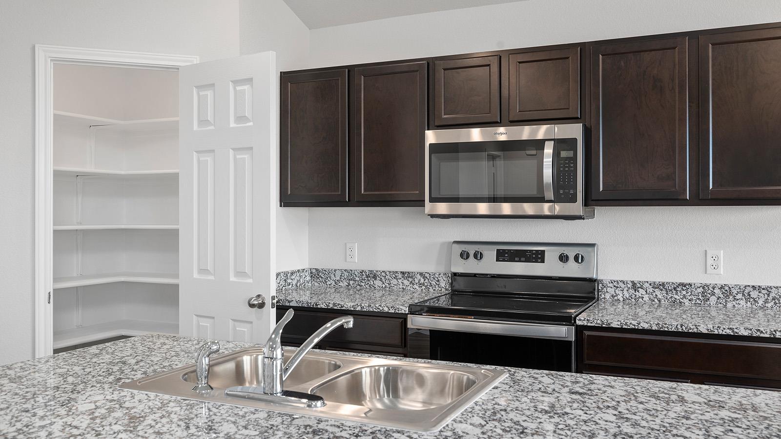 101 Rain Drop Rd, Jarrell, TX 76537
