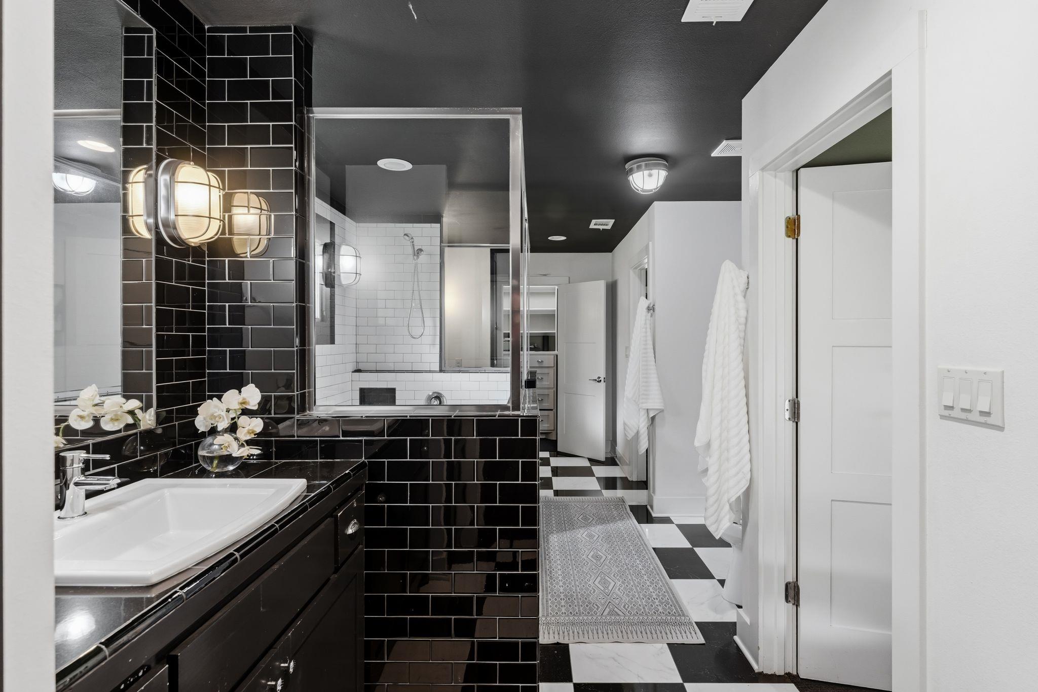 32 Sundown Pkwy, Austin, TX 78746