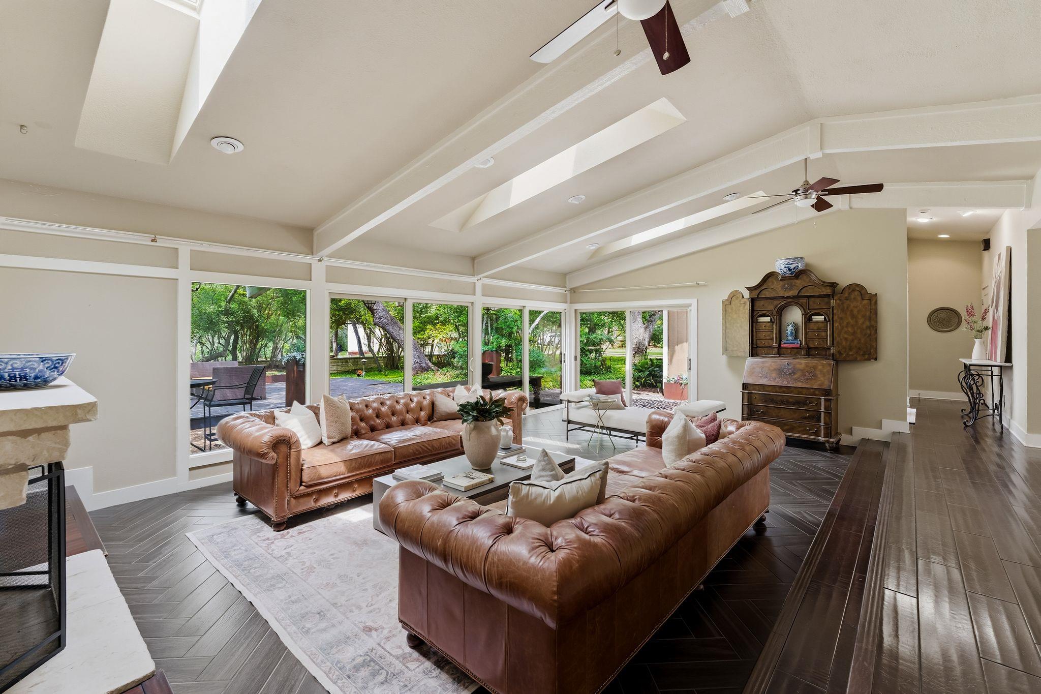 32 Sundown Pkwy, Austin, TX 78746