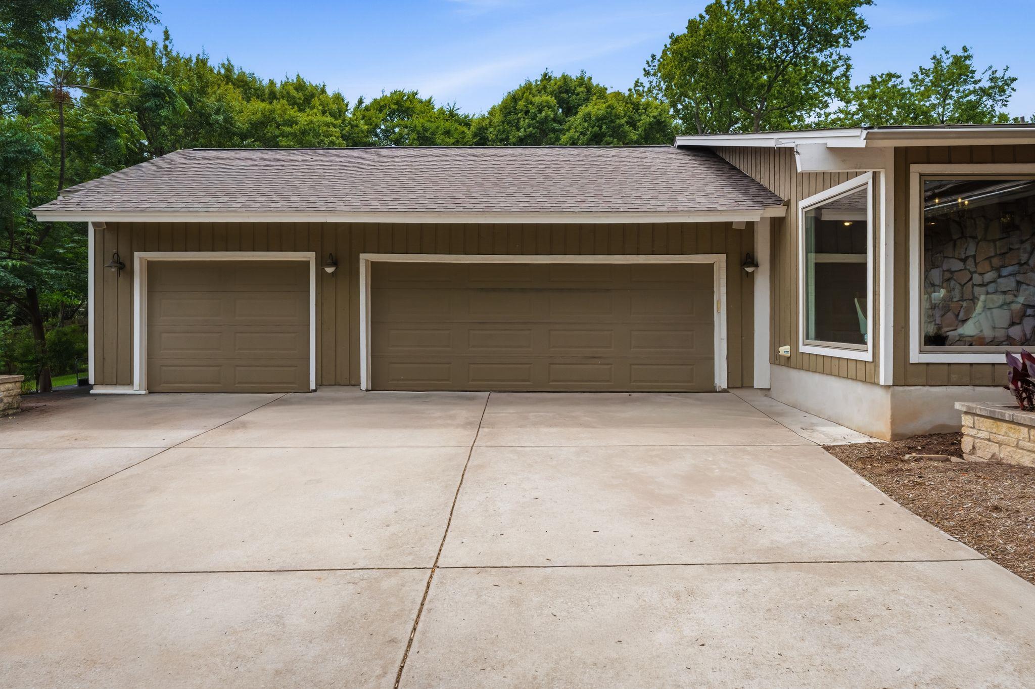 32 Sundown Pkwy, Austin, TX 78746