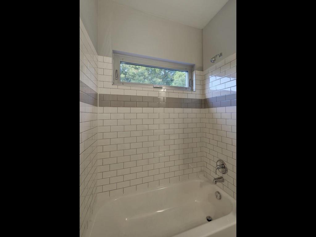 2822 Rio Grande St # 202, Austin, TX 78705
