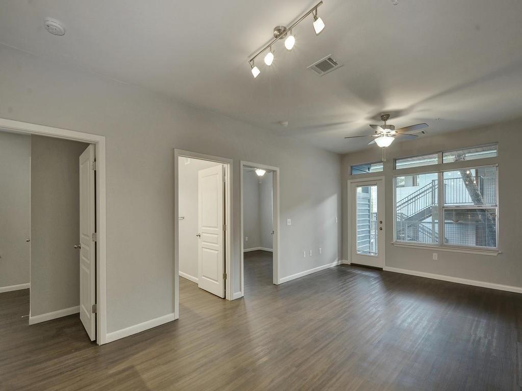 2822 Rio Grande St # 202, Austin, TX 78705