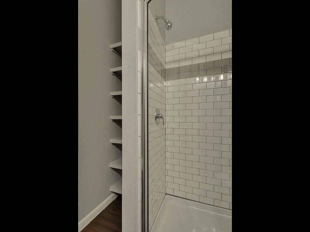 2822 Rio Grande St # 202, Austin, TX 78705