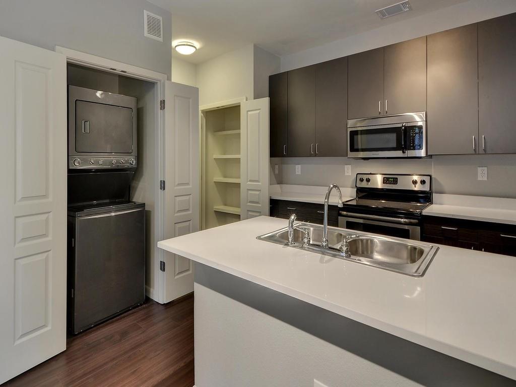 2822 Rio Grande St # 202, Austin, TX 78705
