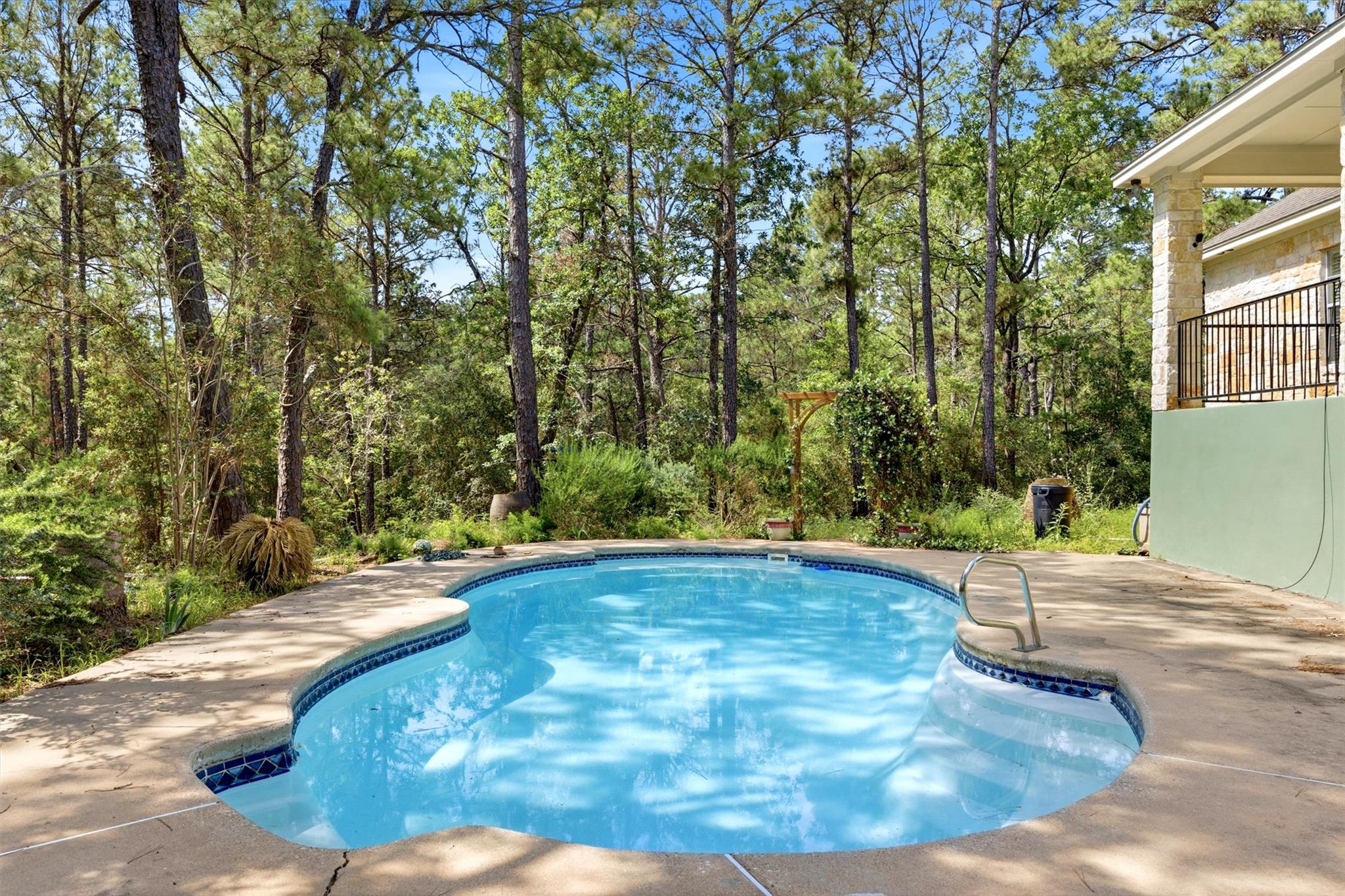 103 Kamaiki Drive, Bastrop, TX 78602