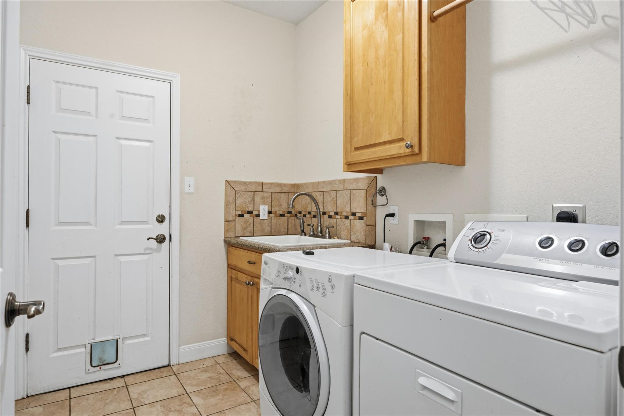 103 Kamaiki Drive, Bastrop, TX 78602