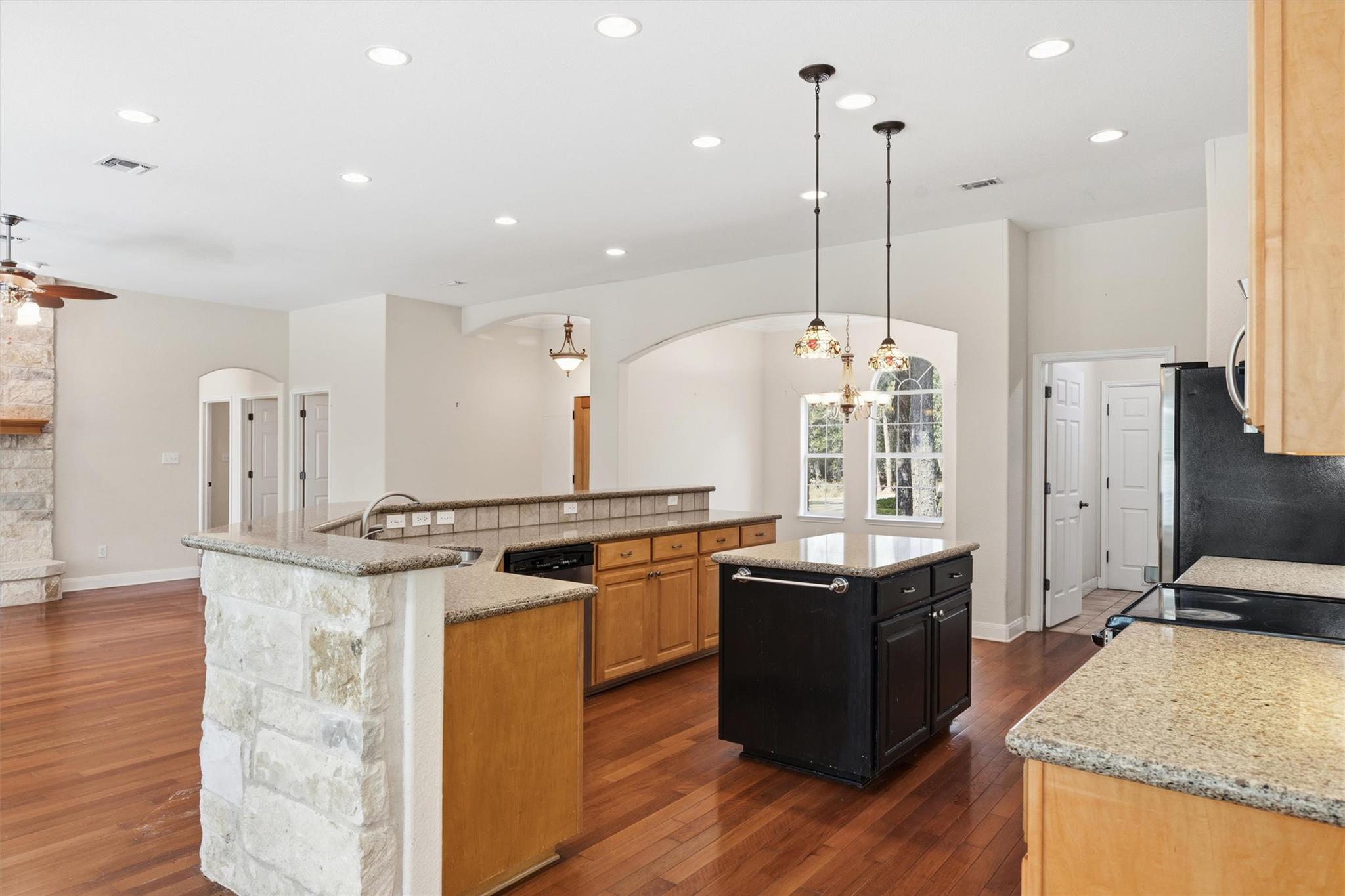 103 Kamaiki Drive, Bastrop, TX 78602